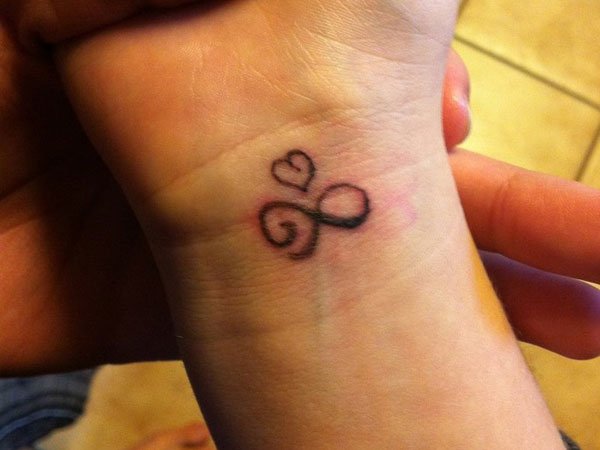 love-infinity.