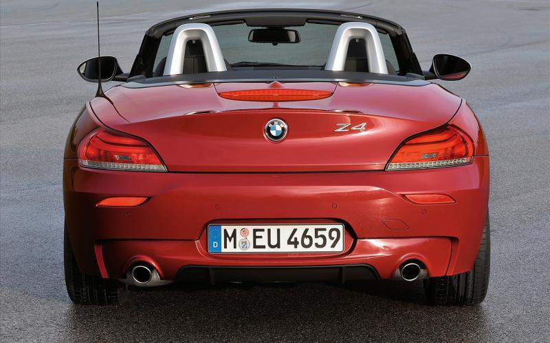 HD BMW Z4 back view Wallpaper