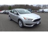 2018 Ingot Silver Ford Focus SE Sedan #123975068