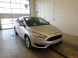 2018 Ingot Silver Ford Focus SE Sedan #124529748