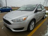 2018 Ingot Silver Ford Focus SE Sedan #125915204