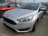 2018 Ingot Silver Ford Focus SE Sedan #126549821