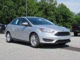 2018 Ingot Silver Ford Focus SE Sedan #128510279