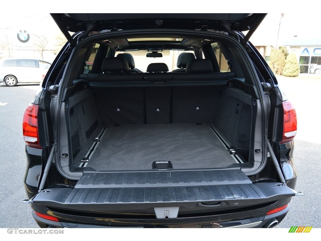 2017 BMW X5 xDrive35i Trunk Photo #118966500