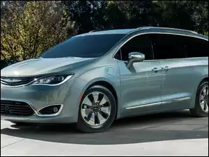 Hybryda, Chrysler Pacifica