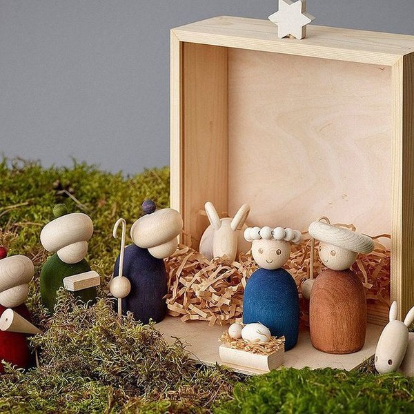  la crèche de Noël artisanale 