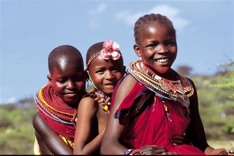 Kinderen in Kenia #culture #Kenya | African children, Kids laughing ...