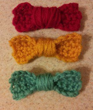 Crochet Hair Bows | FaveCrafts.com