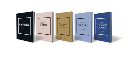 Little book of gucci kopen? Luxetafelboeken.nl heeft deze natuurlijk voor u