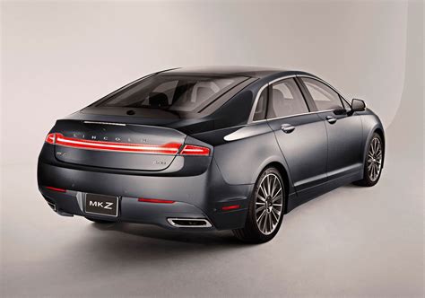 Most fuel efficient luxury hybrid car: Lincoln MKZ Hybrid - Greener Ideal