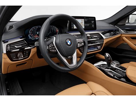 2023 BMW 5-Series: 190 Interior Photos | U.S. News