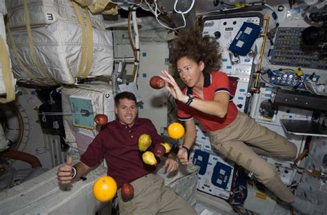 Space Food Photos: What Astronauts Eat in Orbit | Space