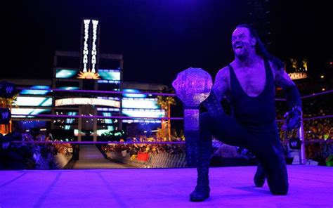 (Almost) 5-Star Match Reviews: The Undertaker vs. Edge - WWE ...