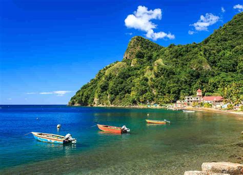 Why Dominica Island Is the Perfect, Cheap Caribbean Vacation Paradise ...