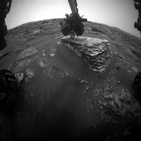 Curiosity Mars Rover: Selfie Picture Taking