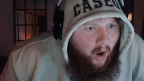 How old is CaseOh? Twitch streamer's age, career, and other details ...