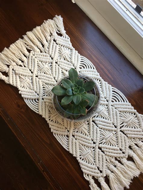 Macrame Table Runner Dining Room Macrame Table Runner Modern - Etsy