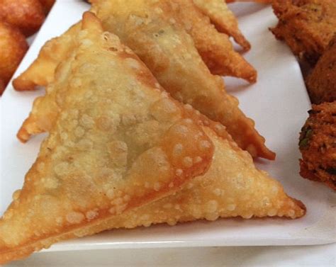 Somali Sambusa is a stuffed triangular pastries with lamb beef