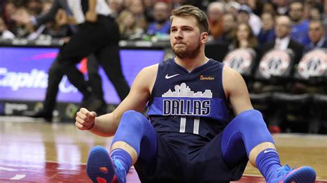 Mavericks Roster & Starting Lineup vs. Grizzlies; Luka Doncic Injury Status