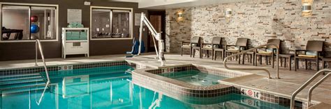 Hotel In Waterbury Stowe, Vermont | Fairfield Inn