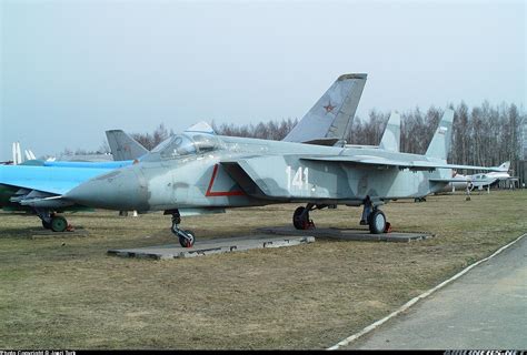 Yakovlev Yak-141 (Yak-41) - Yakovlev Design Bureau | Aviation Photo ...