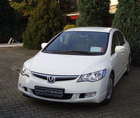 File:Honda Civic Hybrid.2007.white.jpg - Wikipedia