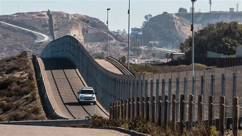 Mapping the Whole US-Mexico Border