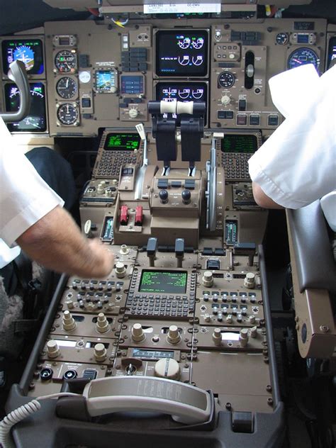 Cool Jet Airlines: Boeing 767 Cockpit