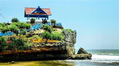 Wisata Jogja Pantai Kukup - Harga Tiket Masuk, Rute, Lokasi, Fasilitas