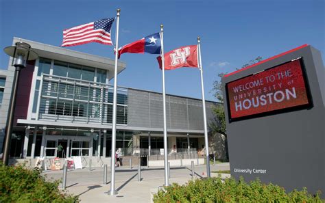 University of Houston grows, Black enrollment falls - DefenderNetwork.com