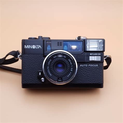 MINOLTA HI-MATIC AF2