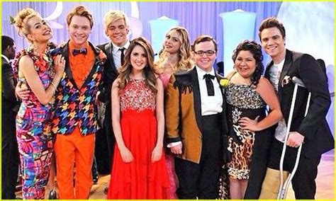 AUSTIN AND ALLY CAST!!!!!!!!