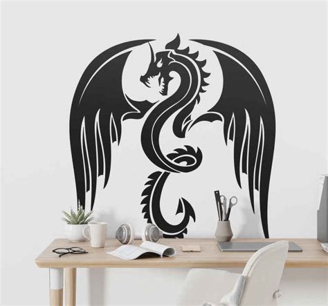 Dragon Car Sticker - TenStickers