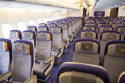 Lufthansa Group Unveils New Business, Economy Seats