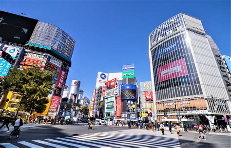 Fieggentrio: Shibuya Crossing – Tokyo