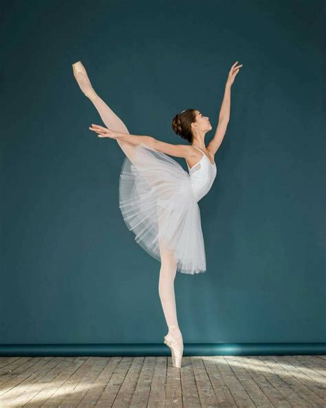 worldballetproject | Dance poses, Ballet dancers, Dance pictures