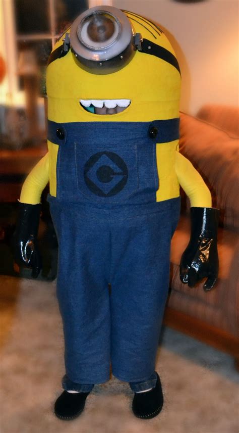 25 Minions Halloween Costume Ideas To Look Cute And Funny - Flawssy