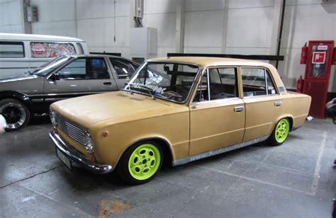 Lada 1200 tuning, gesehen auf der Carstyling Tuning Show 2012 ...