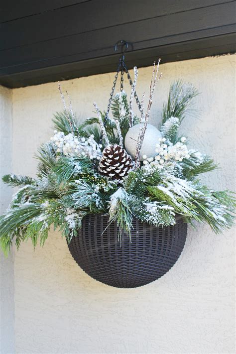 Diy Hanging Christmas Baskets at Virginia Bancroft blog