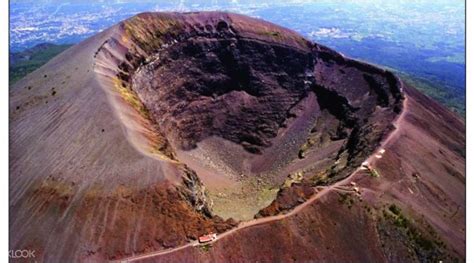 Guided Day Tour of Pompeii and Mount Vesuvius from Naples - Klook Australia