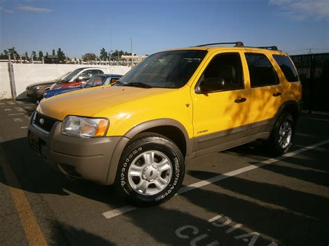 2002 Ford Escape XLT - Forward Auto Gallery