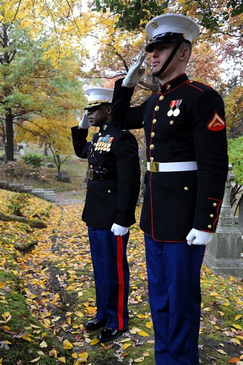 Best looking uniform in the US military. | Military heroes, Usmc ...