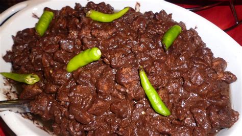 Dinuguan | Food, Filipino dishes, Dishes