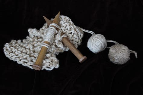 Sylvie Liv: Make Your Own Big Knitting Needles DIY Tutorial