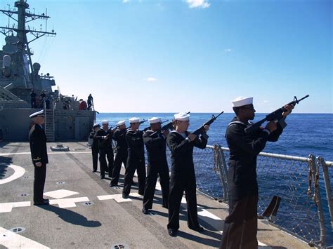 DVIDS - Images - USS Cole memorial ceremony [Image 1 of 2]