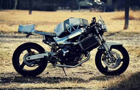 Honda Honda VTR1000F - Moto.ZombDrive.COM