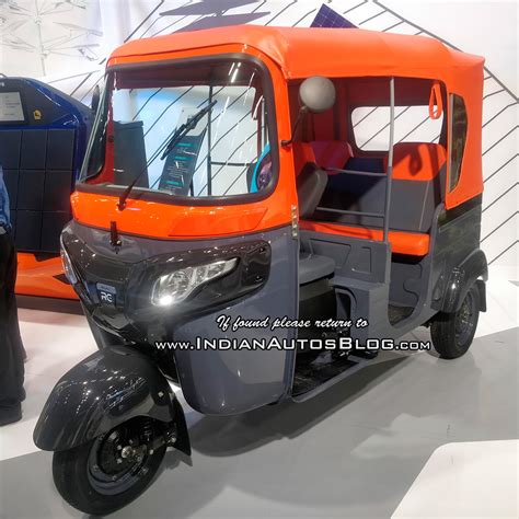 Bajaj RE electric auto rickshaw showcased at MOVE 2018