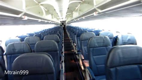 Delta boeing 717 cabin tour (Old) - YouTube