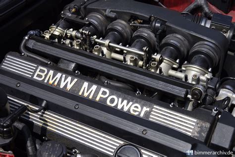 Model Archive for BMW models · BMW M5 (E34) - Engine S38 · bmwarchive.org