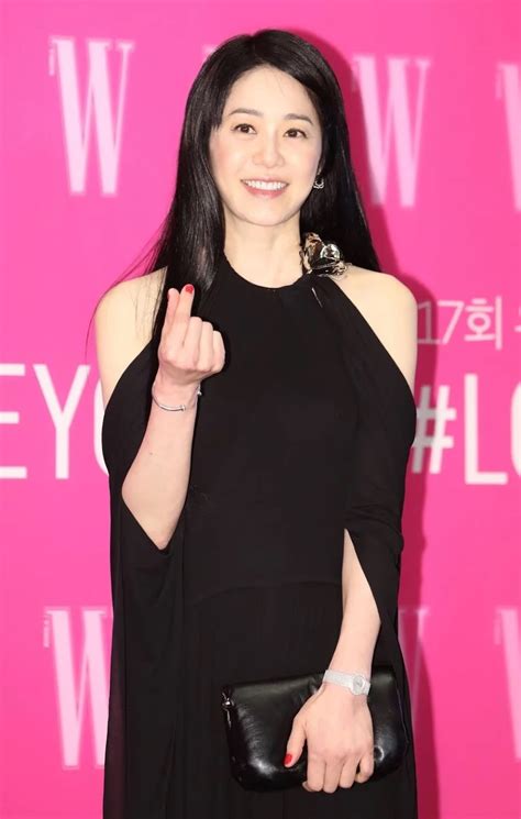 Actress Go Hyun Jung Goes Viral For Her Age-Defying Visuals At Recent ...